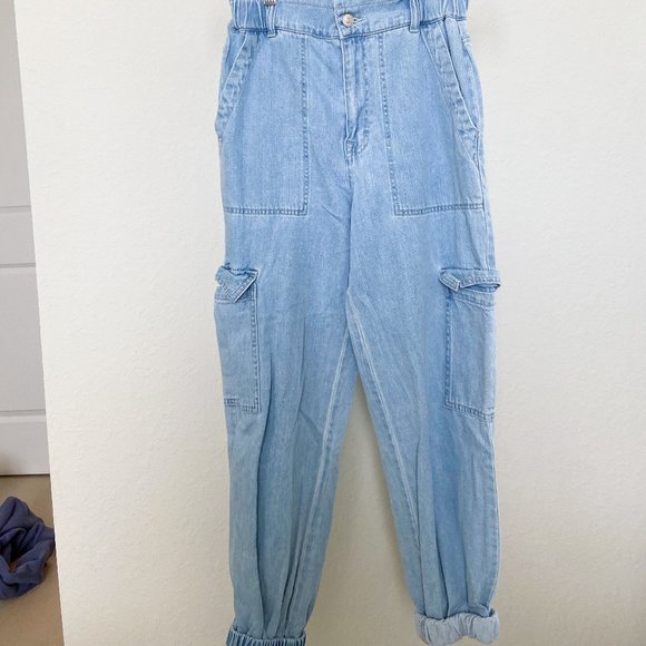 Forever 21 Denim - Forever 21 Cargo Jeans